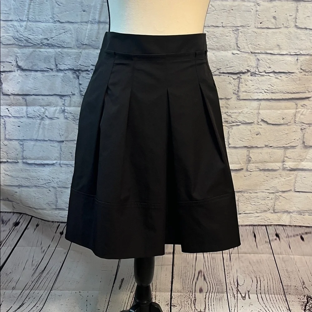 Nanette Lepore Lightly Pleated Skirt Black Lined Size 8